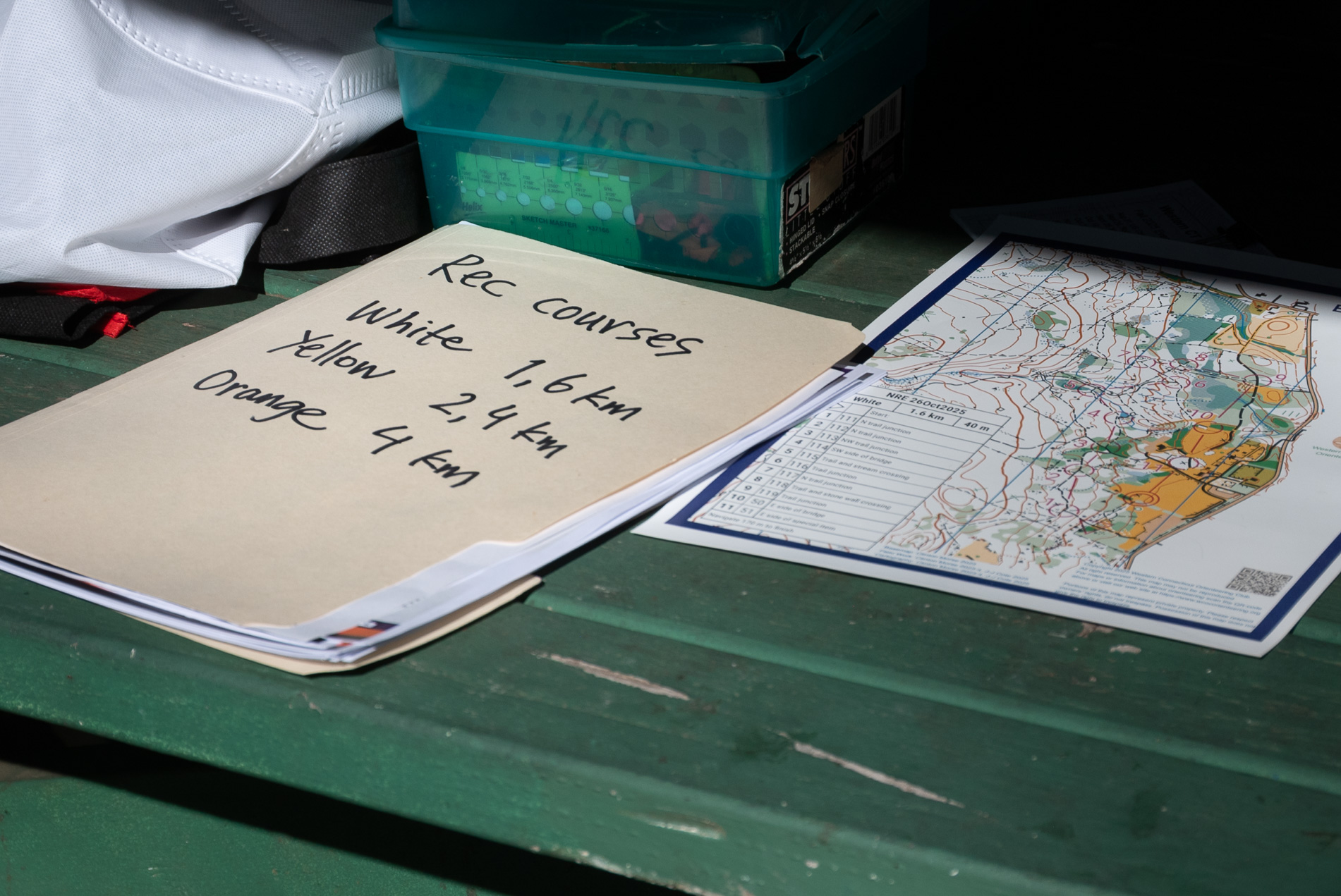 While this event at Brooksvale Park qualifies as a National Ranking Event (NRE) with advanced courses, easier recreational courses are set up for casual or beginner participants.